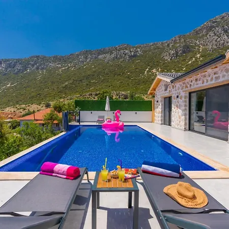 Estrella Villa Kas